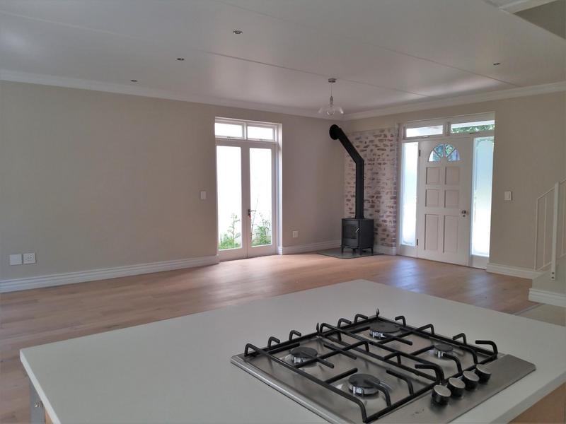To Let 3 Bedroom Property for Rent in Claremont Western Cape